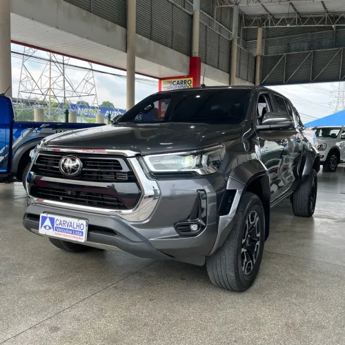 Toyota Hilux CD SRX Plus 4X4 2.8 TDI Die. Aut. 2024