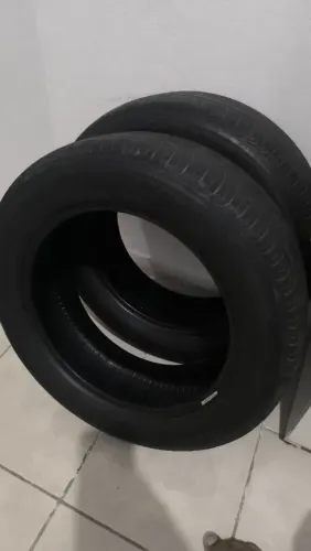 Pneu aro 15 185/60 R15 PAR