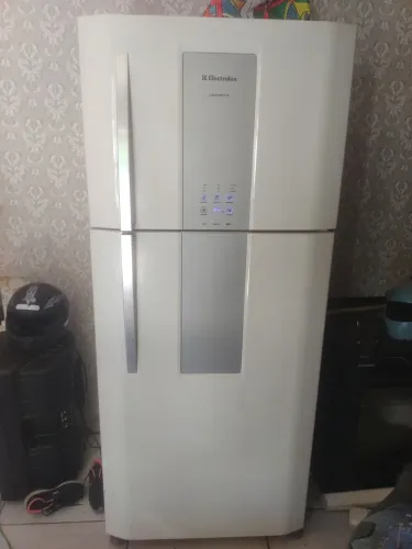 Vende-se geladeira Eletrolux duplex