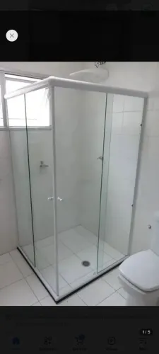 Vendo box de banheiro