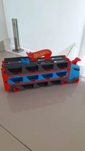 Caminhão garagem pista hot wheels