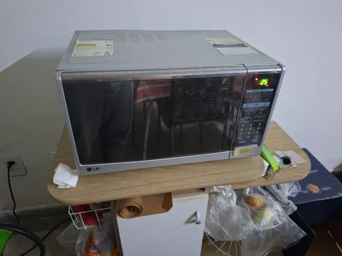Microondas LG 30L (acompanha transformador)