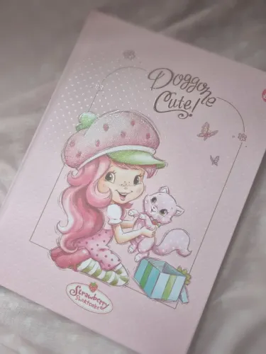 caderno moranguinho com cheirinho