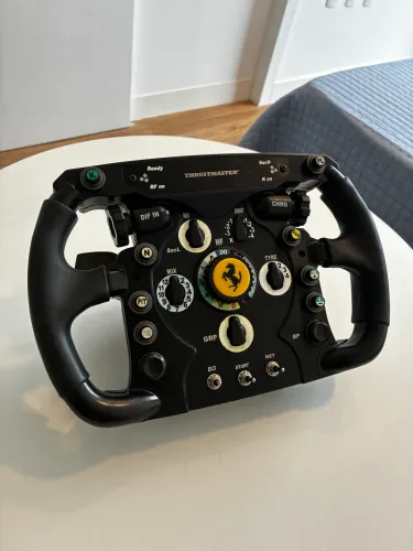  Volante Thrustmaster Ferrari F1 Wheel Add-On