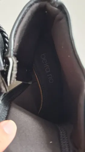 Bota feminina semi nova