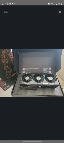 Placa RX9060XT 16GB. 3 Triplo fan. Nova, na caixa, aberta somente para teste.