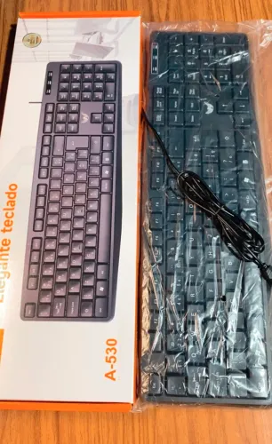 Teclado para computador com cabo USB 