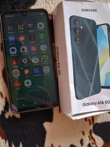 Vendo celular seminovo 550