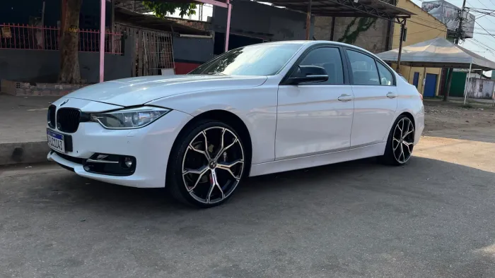 BMW 320I A 2.0 Turbo/activeflex 16V 184cv 4P 2014