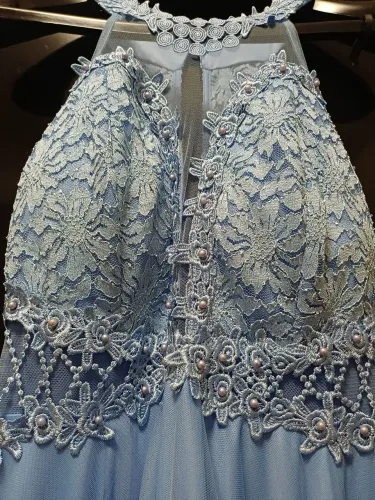 Vestido de Festa,azul serenity usado somente uma vez.