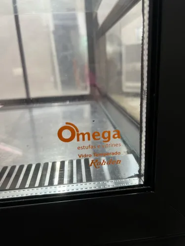 Vitrine/expositora/ balcão refrigerado preta omega