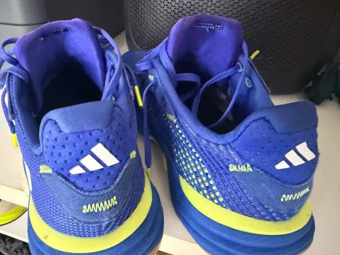 Tênis adidas Stabil 16