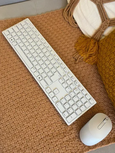 Teclado E Mouse Pro Wireless Km5221w Branco Dell