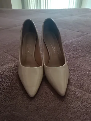 Scarpin Vizzano Verniz Premium Nude/Bege - Tamanho 35