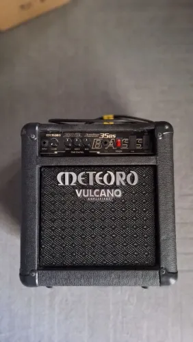 Amplificador baixo meteoro bs Vulcano 35w