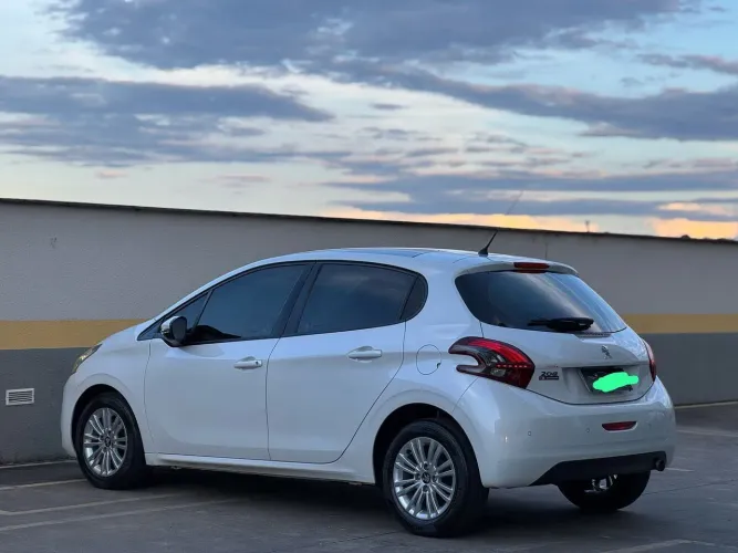 Peugeot 208 Allure 1.6 Flex 16V 5P Aut. 2018