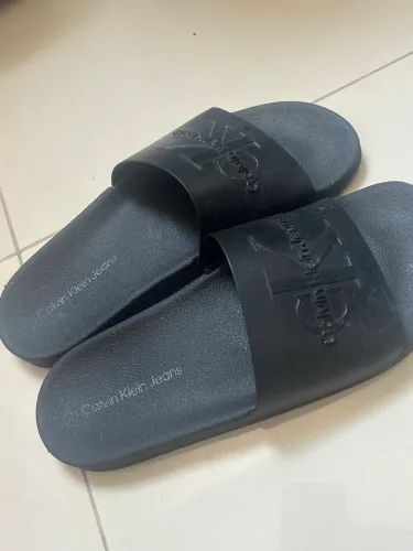 Chinelo Calvin Klein