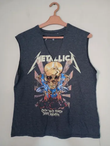 Camisa Metallica feminina 