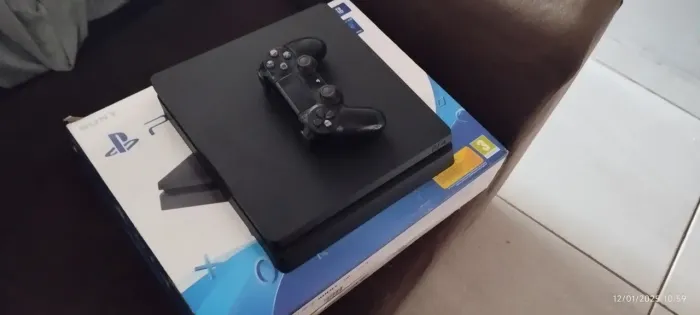 Play 4