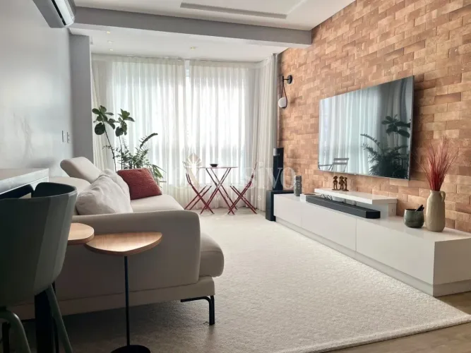 Apartamento mobiliado 3 dormitórios no Itaguaçu com vista mar e sol