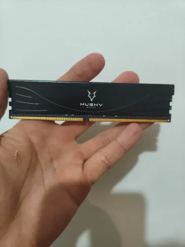 Memória RAM 8GB DDR4 HUSKY GAMING