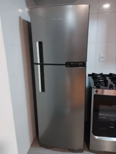 Geladeira Brastemp Frost Free Inverse Inox - Excelente Estado