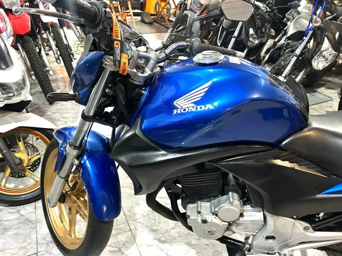 Honda CB 300R 