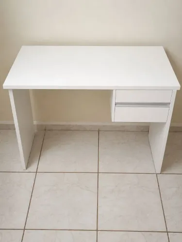 Mesa para Escritório/Computador Branca com 2 Gavetas