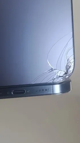 iPhone 16 ProMax, pequeno detalhe.