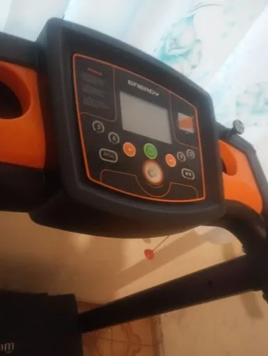 Esteira elétrica Dream Fitness Ergométrica Concept 2.5 (Excelente preço)