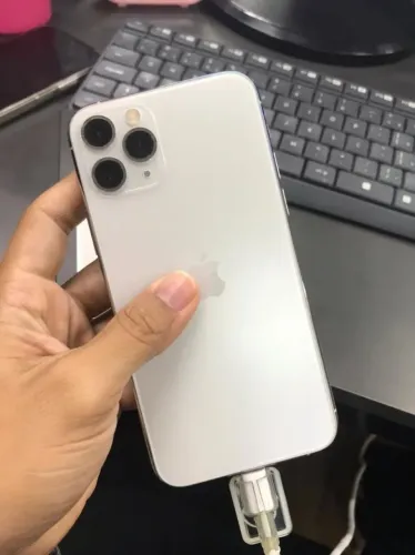 iPhone 11 pro 64 GB