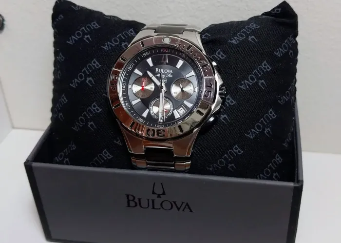 Relógio de luxo Bulova