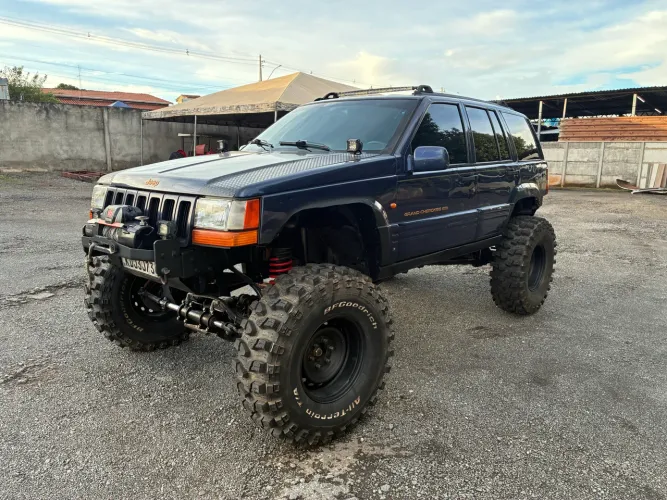 Jeep Grand Cherokee Limited 5.2 Aut. 1997