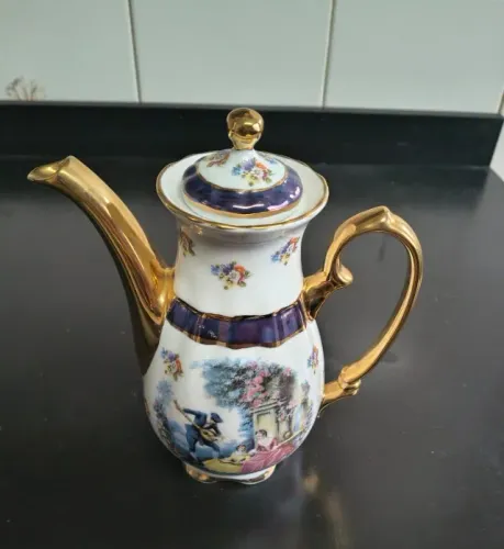 Chocolateria/bule em porcelana vintage