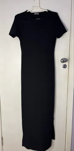 Vestido midi canelado