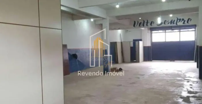 Vila Guilherme, Prédio Comercial de 490m² com 2 vagas de garagem.