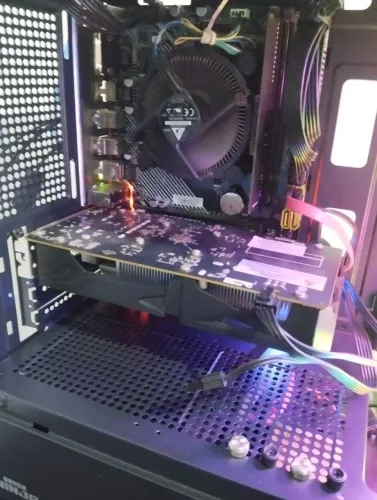 Placa de Vídeo RX 560 4GB