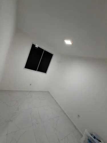Alugo ap 1000 ja incluso taxa de cond.