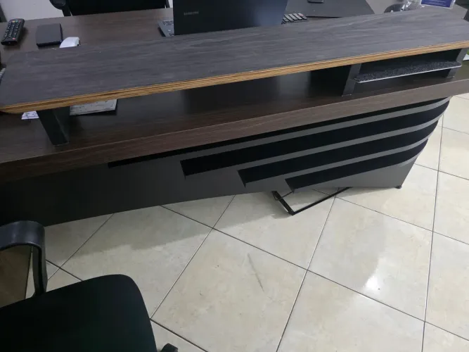 Suporte de madeira para monitor