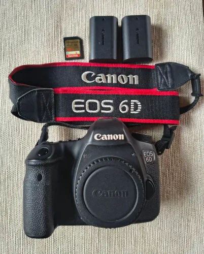 Câmera Canon 6D DSLR