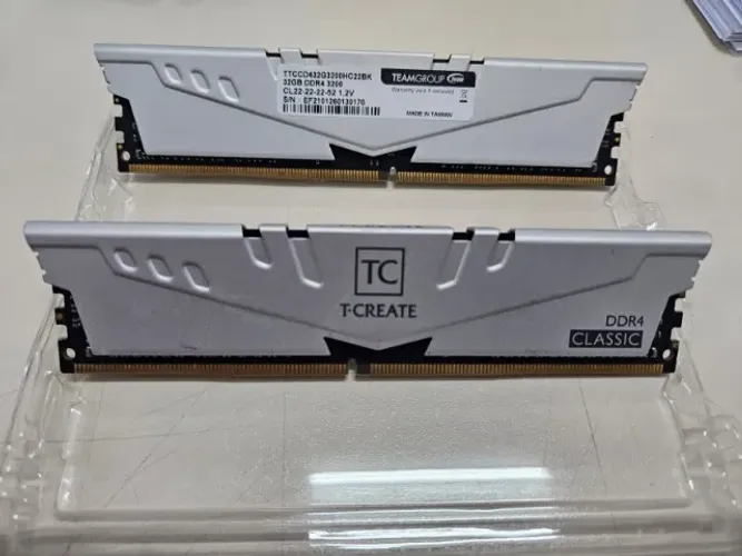 Memoria Team Group T-Create Classic 64GB (2x32) DDR4 3200MHz