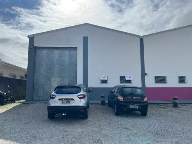 Galpão/Depósito/Armazém para aluguel tem 260 metros quadrados