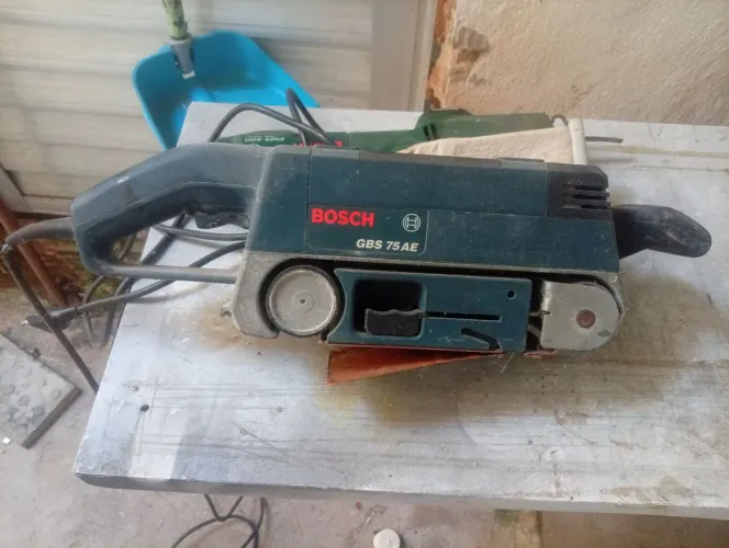 Máquina de cinta Bosch