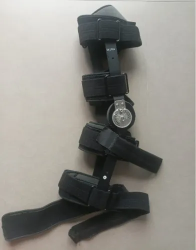 Imobilizador joelho donjoy kneeranger lite preto flexível com patela aberta