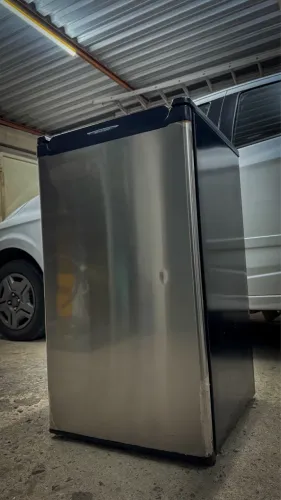 Refrigerador Expositor Compacto 120L 127V - Funcionando Perfeitamente