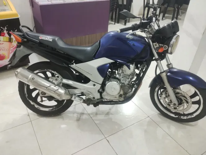 Fazer 250