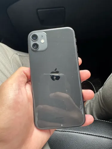 iPhone 11 64g preto 