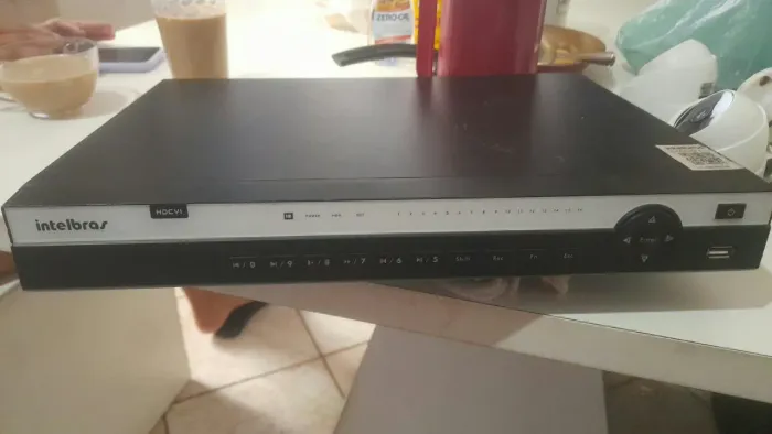 Vendo câmeras de segurança