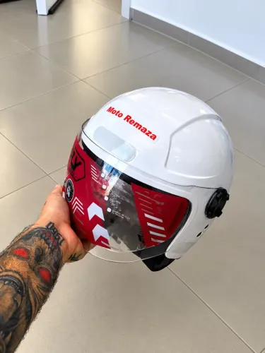 Capacete Fly tamanho 58 moto Remaza novo sem uso