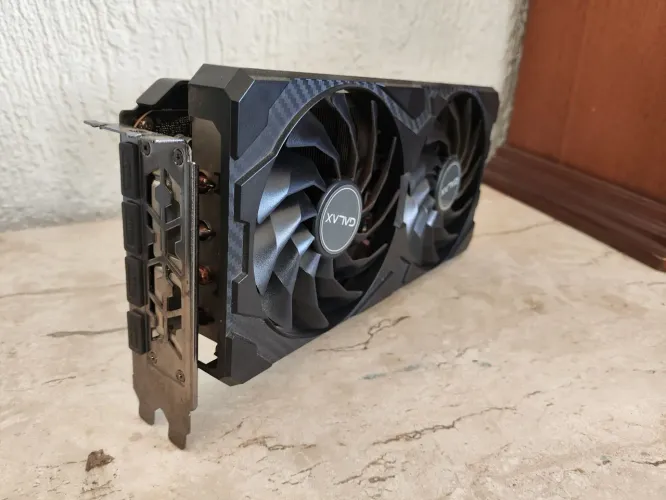 Placa de video RTX 3070 Ti Galax Dual-OC